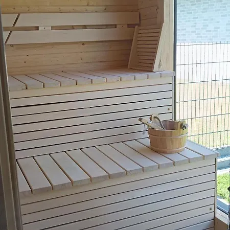 Luna Am Schoenen Harkebruegger Mit Kamin Und Sauna Dom wakacyjny Barssel (Cloppenburg)